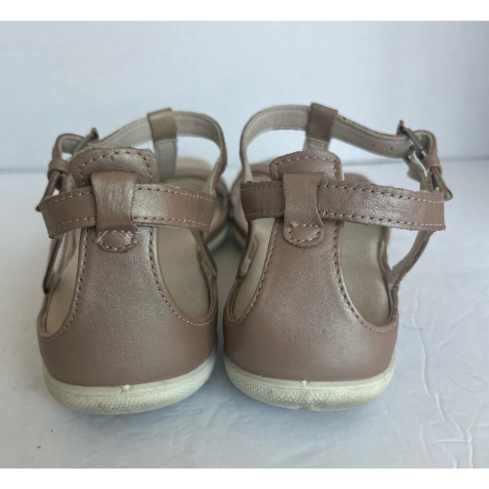 Ecco Flash Comfort Strappy Shimmer Tan Leather T Strap Buckle Sandals Sz 9 - Picture 7 of 11